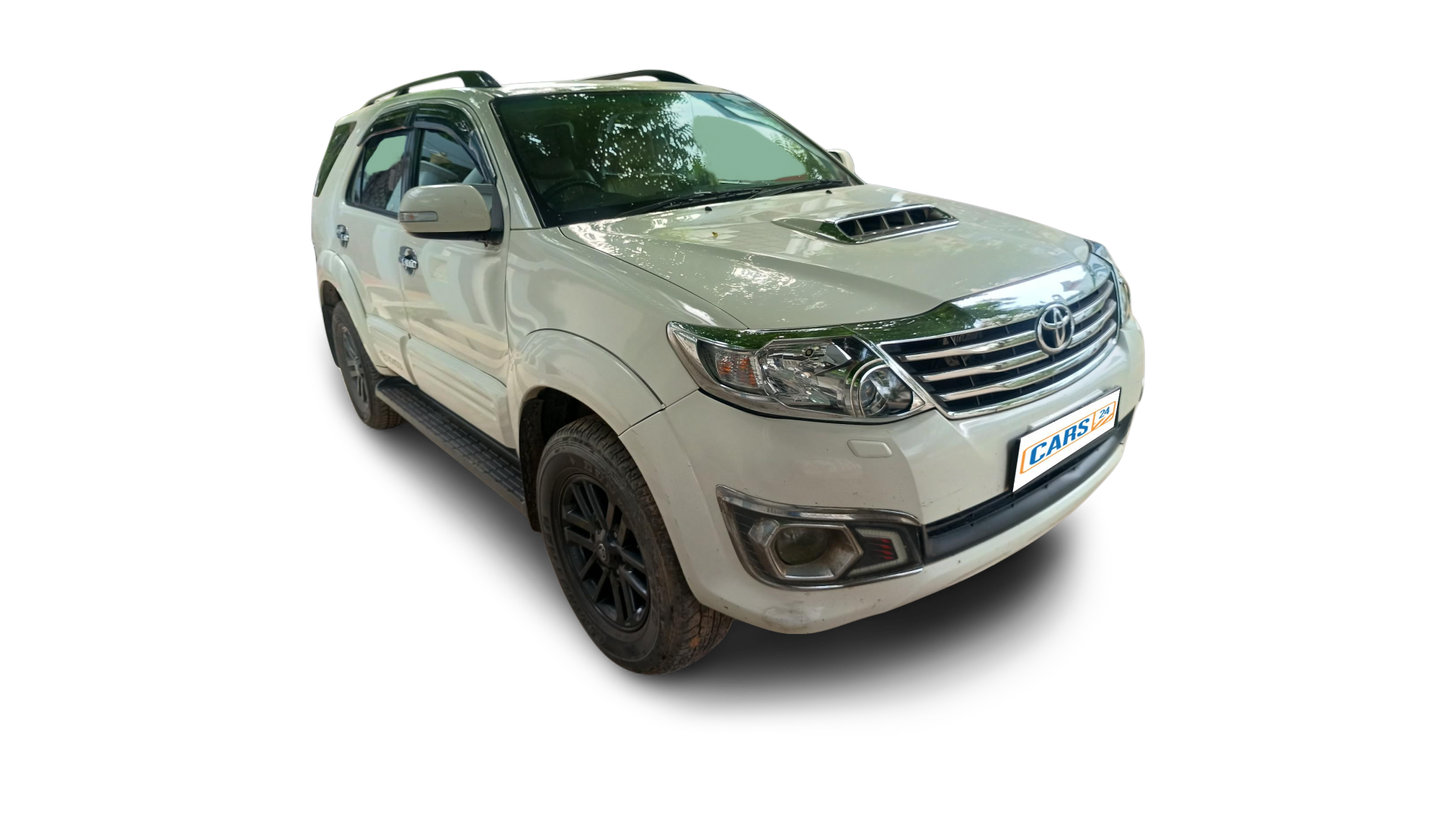 Toyota Fortuner-img